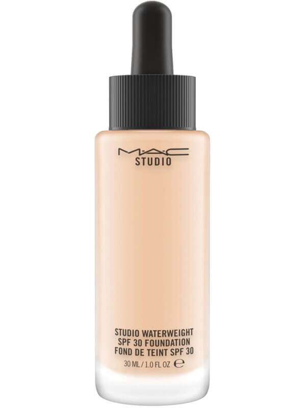 MAC Cosmetics Studio Waterweight SPF 30 /Pa++ Foundation Nc15