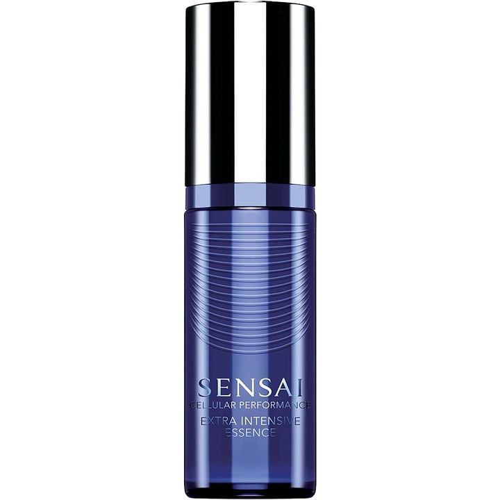 Sensai Cellular Performance Extra Intensive Essence 40 ml anti-aging essens i blå glasflaska med silverlock