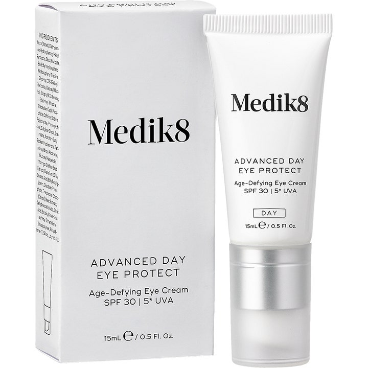 Medik8 Advanced Day Eye Protect 15 ml antiage ögonkräm med solskydd SPF 30 i vit tub med silverlock och kartong