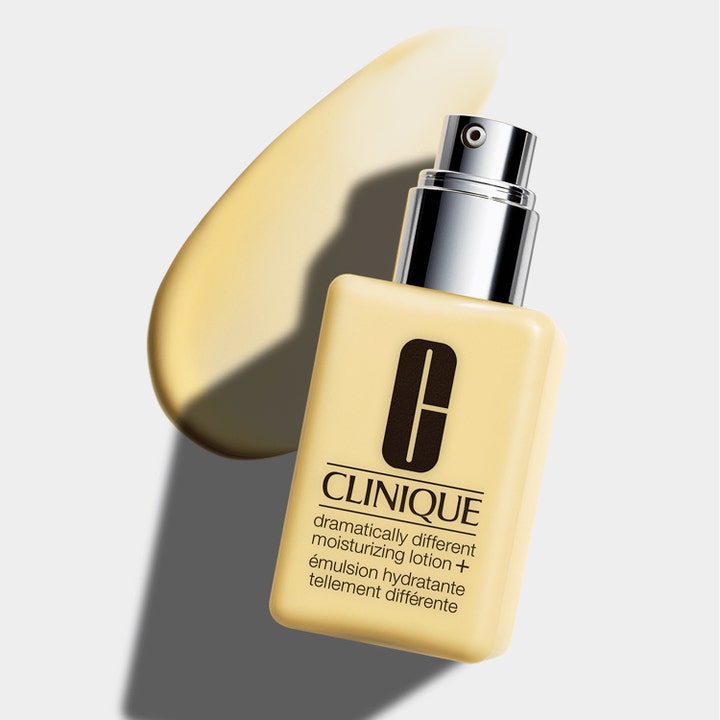 Clinique Dramatically Different Moisturizing Lotion 125 ml ansiktskräm med krämig textur och silverpump