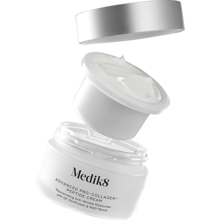 Medik8 Advanced Pro Collagen + Peptide Cream 50 ml anti-wrinkle dagkräm med refillkapsel och krämig vit textur.