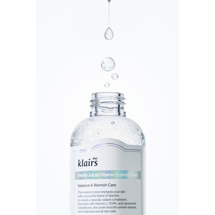 Klairs Freshly Juiced Vitamin Essence Toner 180 ml lystergivande toner med vitamin C och fallande klara droppar