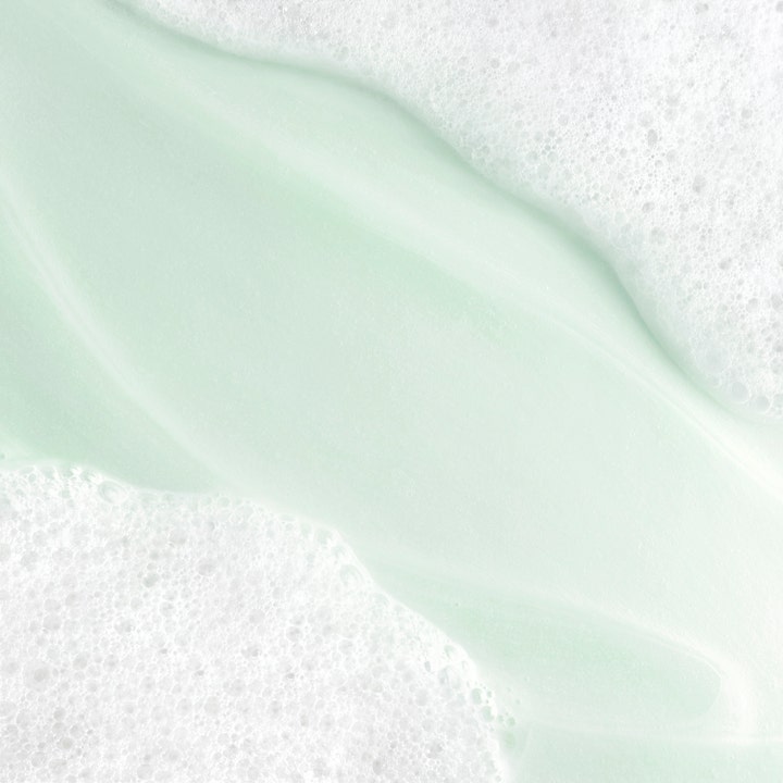 Biotherm Homme Aquapower Cleanser 125 ml ansiktsrengöring för män aquapower har en ljusgrön gelkonsistens med lödder.