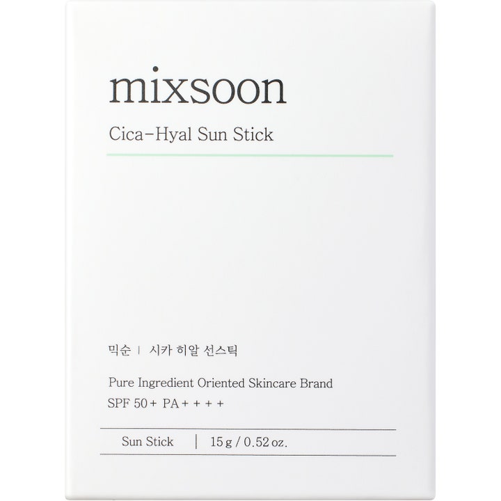 Mixsoon Cica-Hyal Sun Stick 15 g ansikts solskydd stick i vit minimalistisk ytterkartong med SPF 50 och mintgrön linje