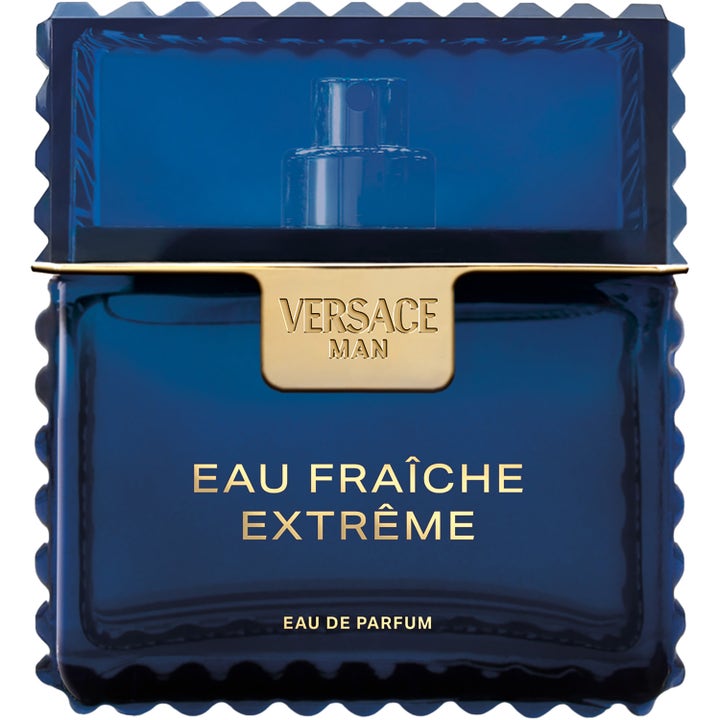 Versace Man Eau Fraiche Extreme 50 ml herrparfym i mörkblå glasflaska med räfflade kanter och gulddetalj