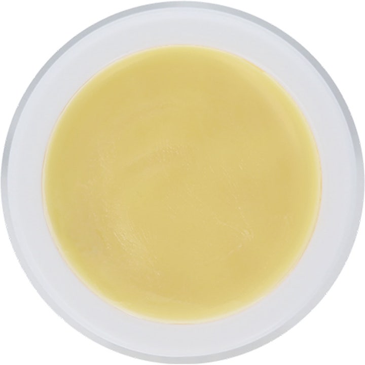 Maria Åkerberg Baby Care 50 ml babysalva ger hudskydd med en mjuk gul naturlig hudkräm i öppen burk.