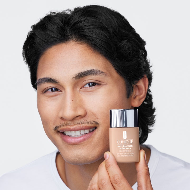 Anti-Blemish Solutions Liquid Makeup
