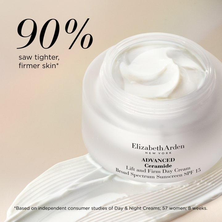 Elizabeth Arden Ceramide Lift & Firm 50 ml dagkräm med ceramider SPF 15 ger ansiktslyft i burk med fyllig vit textur.