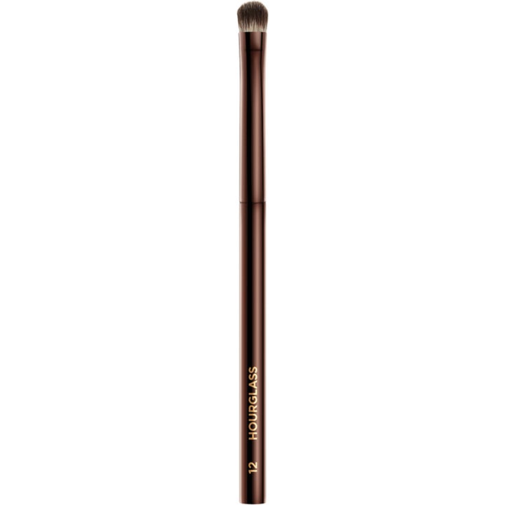 Nr 12 Beveled Shadow Brush