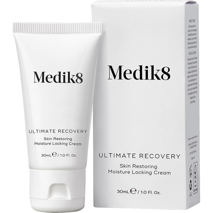 Medik8 Ultimate Recovery 30 ml reparerande ansiktskräm i vit tub och box som låser in fukt i huden.