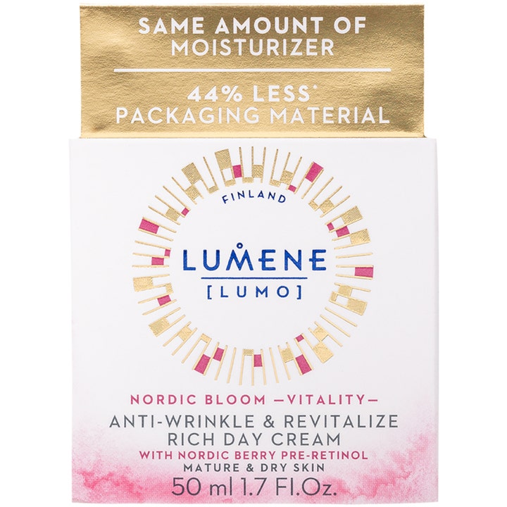 Lumene Nordic Bloom Vitality 50 ml anti-age dagkräm i vit kartong med guldtext och texten 44% less packaging material.