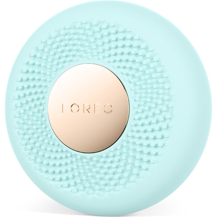 FOREO UFO 3 mini Arctic Blue 1 st hudvårdsverktyg för led ljusterapi i en ljusblå rund design med guldplatta.