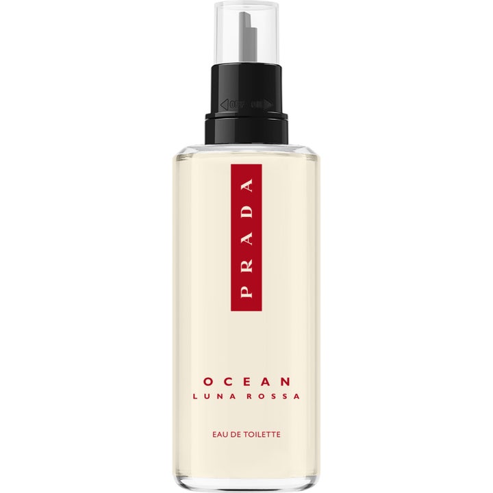 Prada Luna Rossa Ocean EdT refill 150 ml parfymrefill i en genomskinlig flaska med röd etikett och svart munstycke