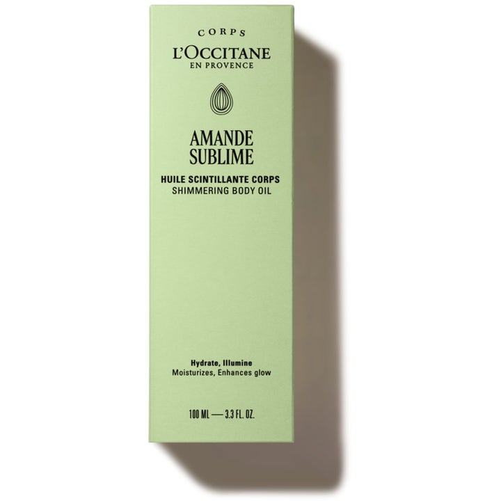 L'Occitane Almond Shimmering Body Oil 100 ml lysterhöjande kroppsolja i en ljusgrön rektangulär ytterförpackning