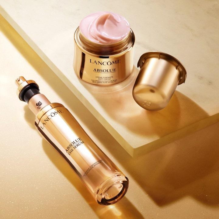 Lancôme Absolue Serum Star Refill 30 ml anti age lyxserum i guldflaska och öppen burk med len rosa kräm.