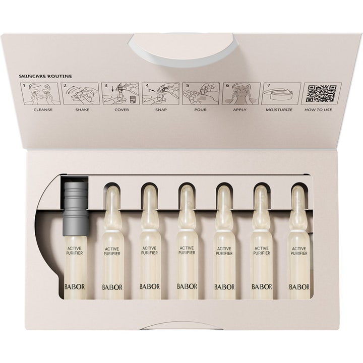 Babor ampuller Active Purifier 14 ml serum mot finnar i sju glasampuller i en öppen ask med instruktioner