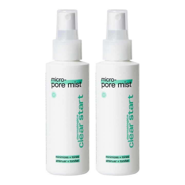 Dermalogica Clear Start Micro-Pore Mist porsammandragande ansiktsvatten i två vita sprayflaskor med grön text.