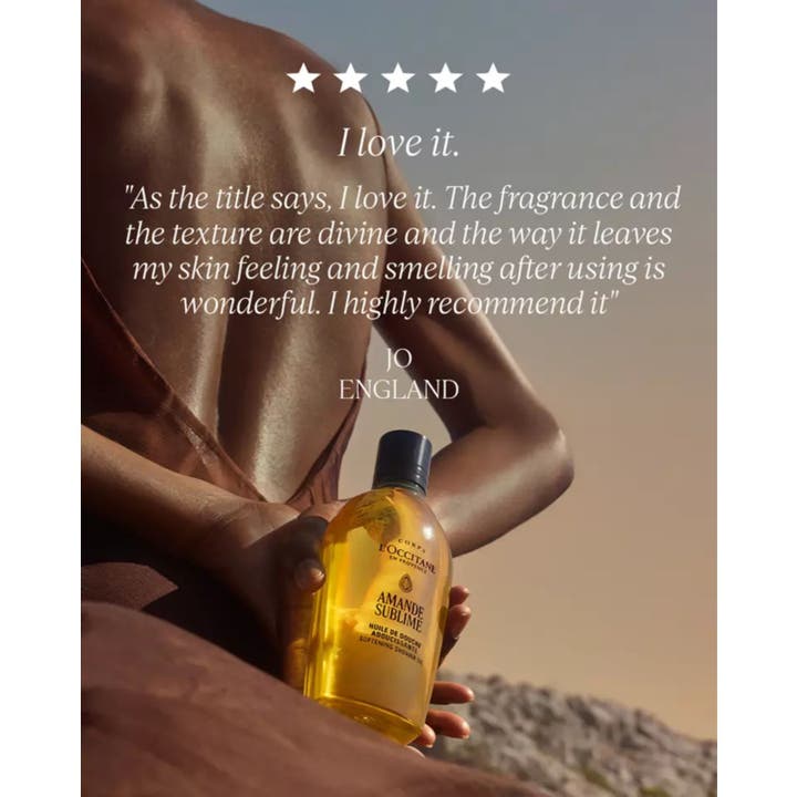 L'Occitane en Provence Almond Shower Oil 250 ml mjukgörande mandelolja hudvård som hålls av en person med ett kundcitat.