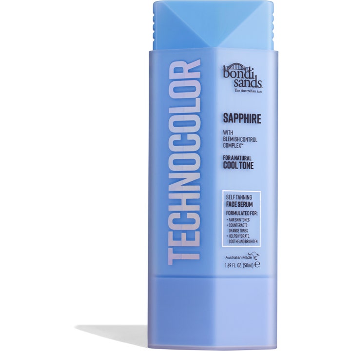 Bondi Sands Technocolor Sapphire 50ml självbrunare ger fuktboost till ansiktet i en ljusblå rektangulär flaska.