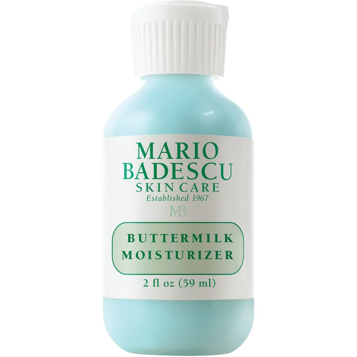Mario Badescu Buttermilk Moisturizer 59 ml återfuktande dagkräm i en ljusblå plastflaska med vitt lock