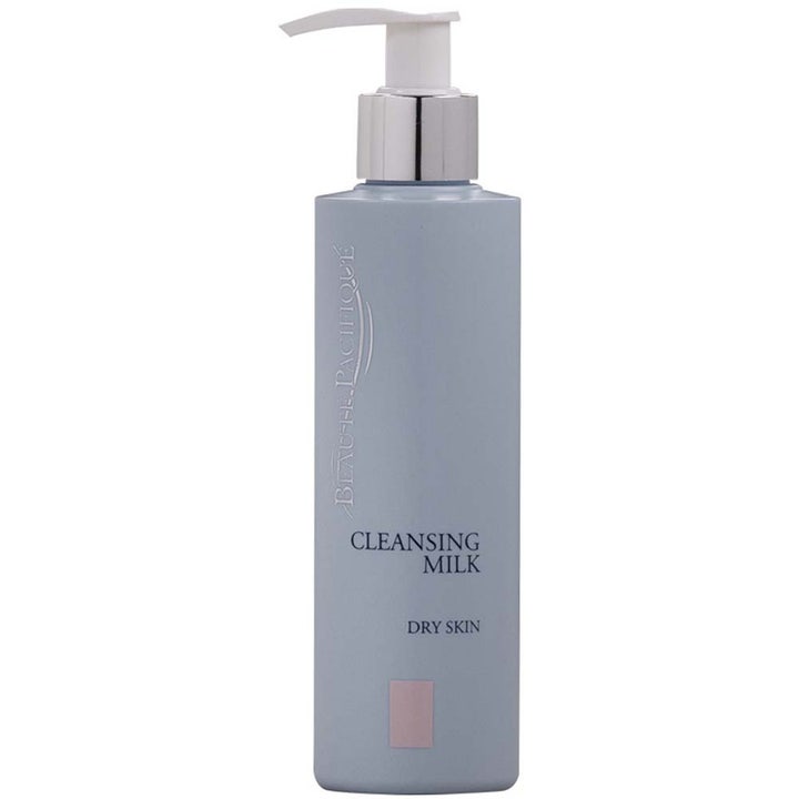 Beauté Pacifique Cleansing Milk 200 ml rengöringsmjölk för torr hy i en gråblå flaska med vit pump och silverhals.