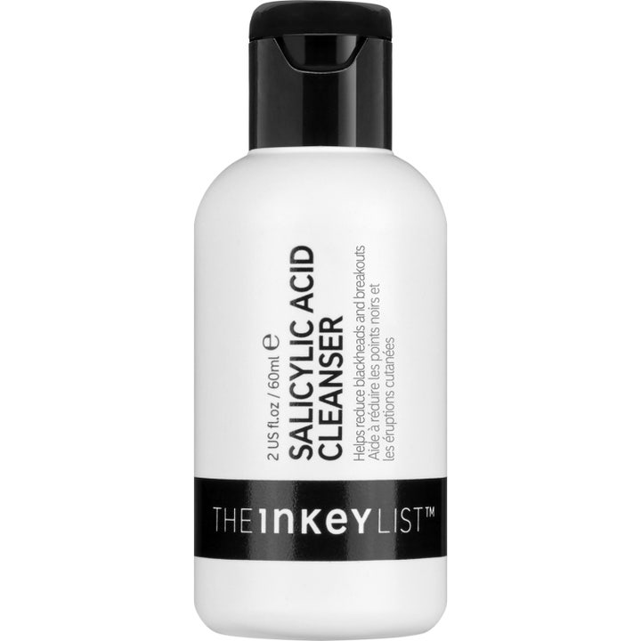 The Inkey List Salicylic Acid Cleanser 60ml exfoliering ansiktsrengöring i vit plastflaska med svart klicklock.