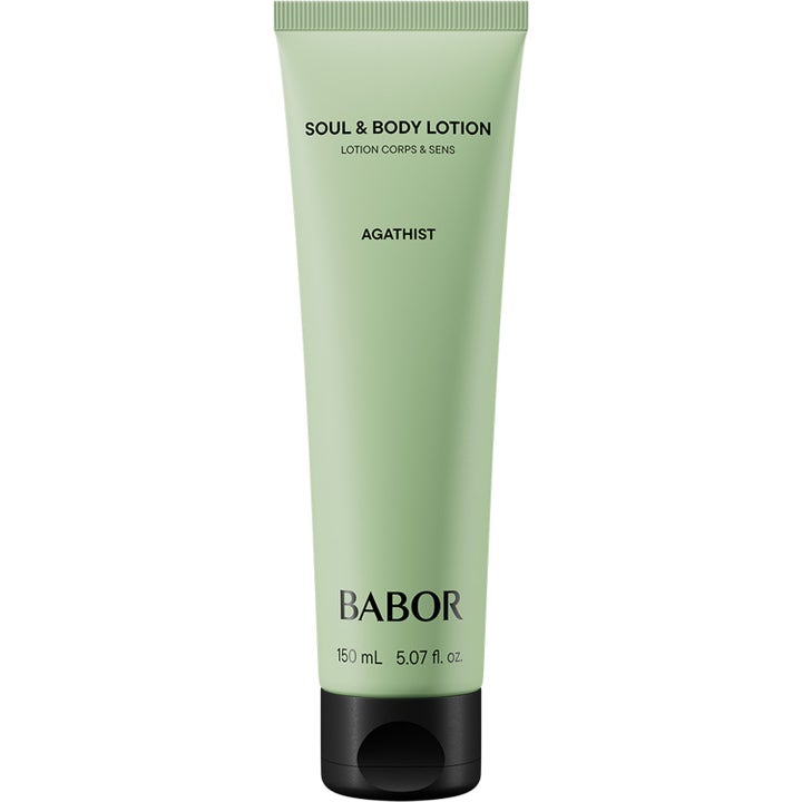 Babor Soul & Body Lotion Agathist 150 ml återfuktande bodylotion i en ljusgrön tub med svart lock som ger mjuk hud
