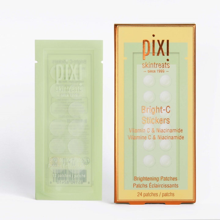 Pixi Bright-C Stickers 24 pack lystergivande ansiktsplåster med vitamin C och niacinamide i guldfärgad ask