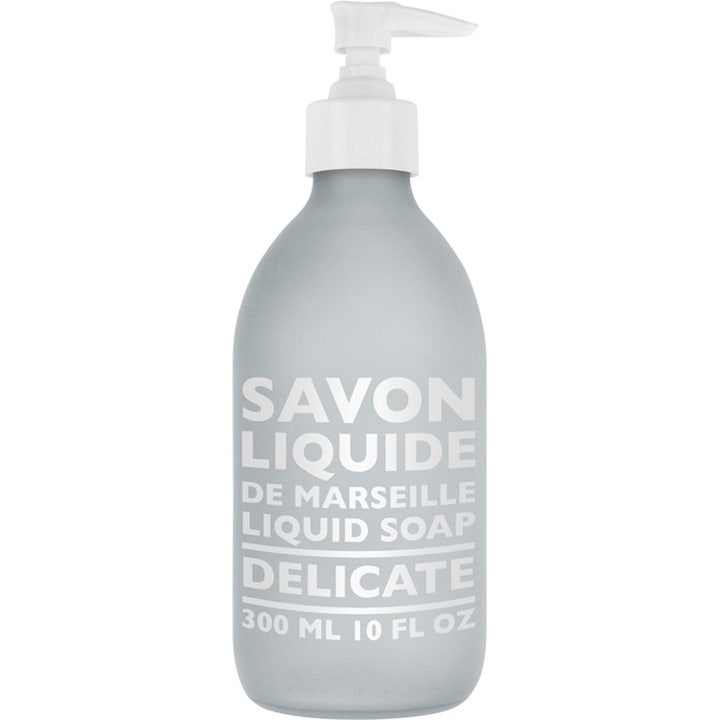 Savon de Marseille Delicate 300 ml skonsam fransk flytande tvål glasflaska med frostad grå finish och vit pump.
