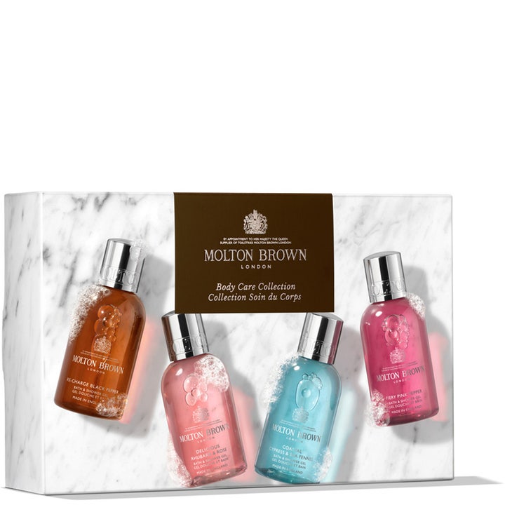 Molton Brown Body Quad 400 ml presentset med molton brown rhubarb and rose duschgel i marmormönstrad ask