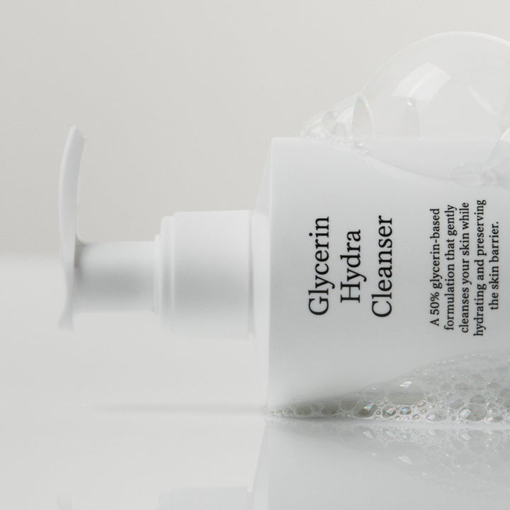 Jorgobé Glycerin Hydra Cleanser 200 ml daglig ansiktsrengöring i vit pumpflaska med löddrande skum.