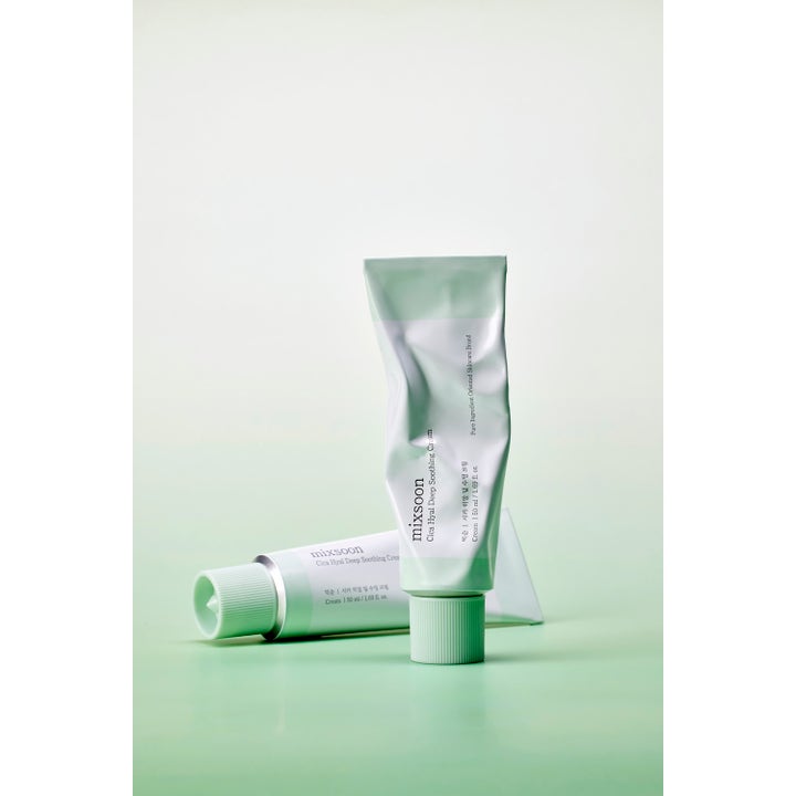 Mixsoon Cica Hyal Soothing Cream 50 ml lugnande ansiktskräm i ljusgröna klämvänliga tuber som ger fukt