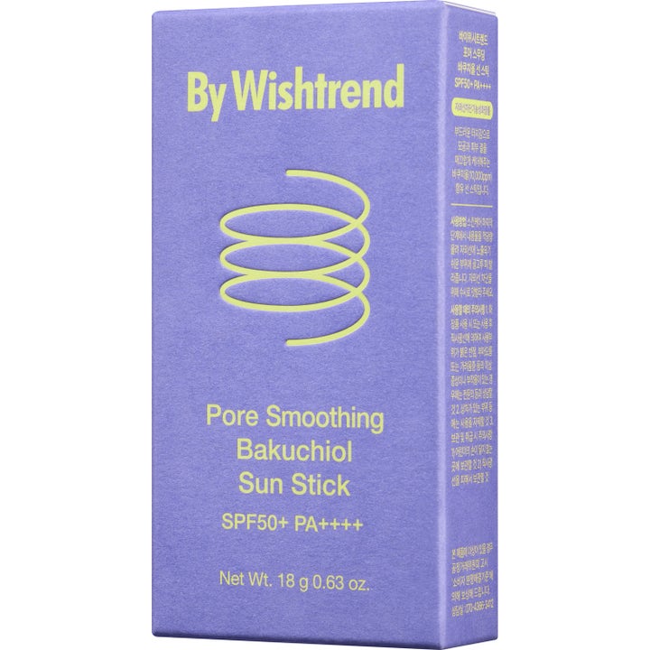 By Wishtrend Pore Smoothing Bakuchiol Sun Stick 18 g solskydd i lila ytterkartong med gul text och grafisk spiral