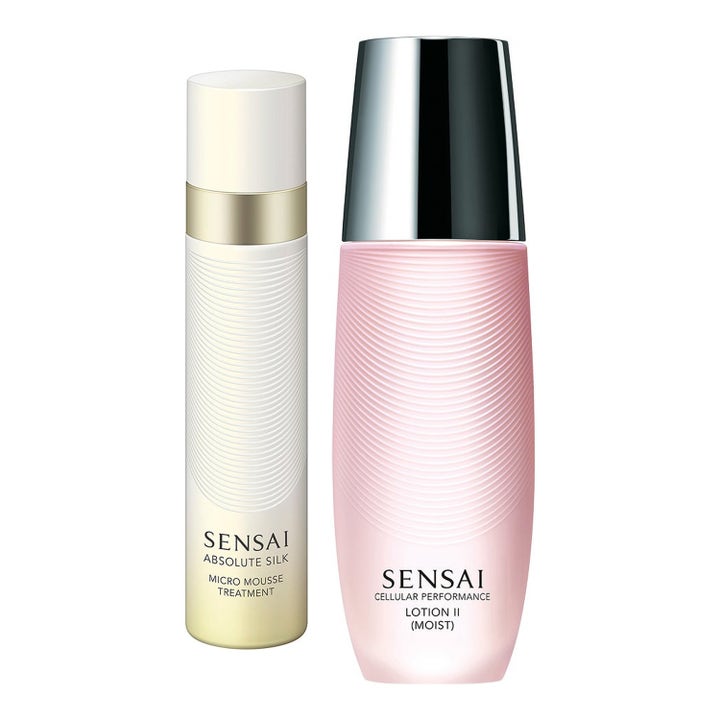 Sensai Absolute Silk Micro Mousse och Lotion II återfuktande hudvård i vit flaska och rosa flaska med silverlock