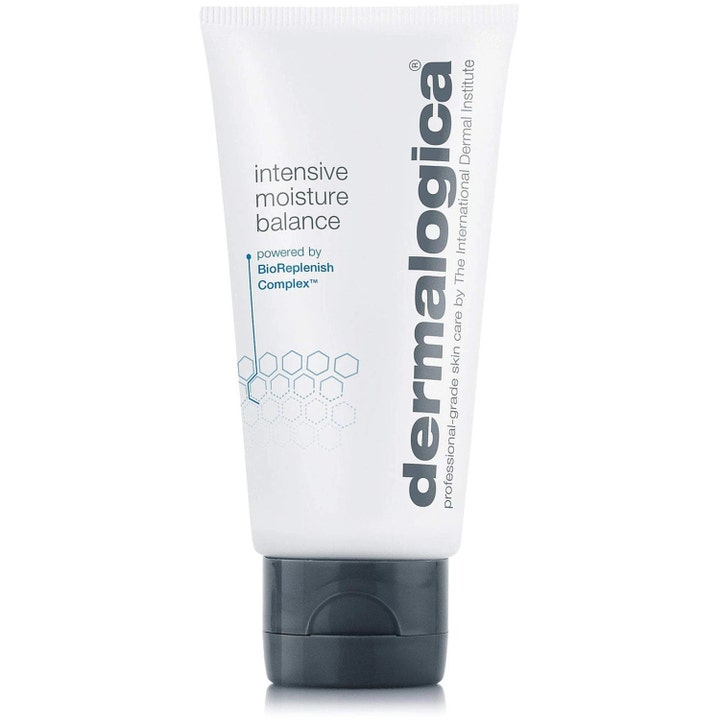 Dermalogica Intensive Moisture Balance fuktbalans dagkräm i vit tub med grått lock som ger intensiv återfuktning.