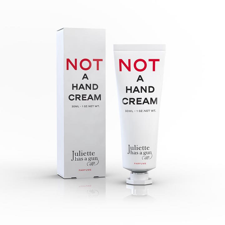 Juliette has a gun Not A Perfume Hand Cream 30 ml hypoallergen återfuktande handkräm i vit tub och vit ytterförpackning.