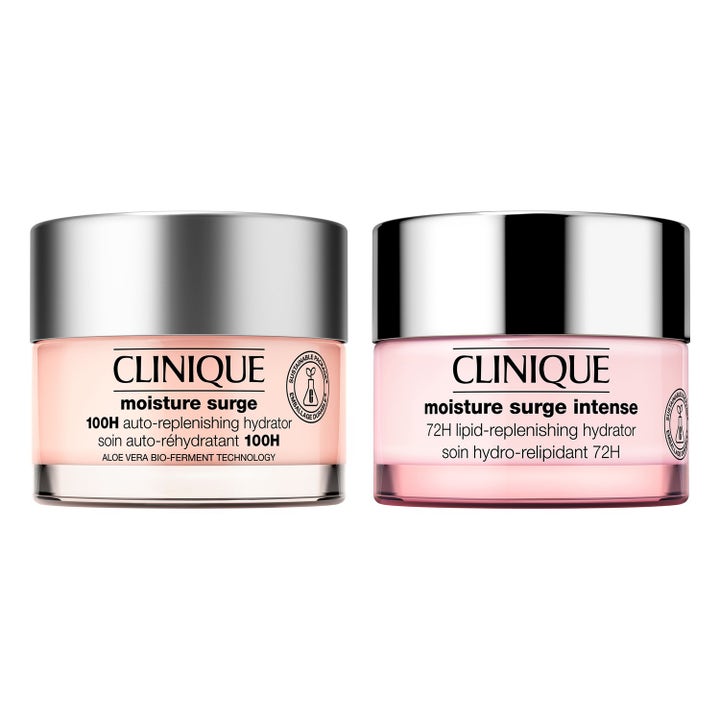 Clinique Moisture Surge 100H och Intense 72H ansiktskräm ger intensiv fukt i två rosa glasburkar med silverlock