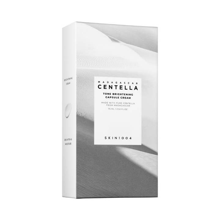 SKIN1004 Madagascar Centella Tone Brightening Capsule Cream 75 ml lystergivande ansiktskräm i vit ytterförpackning