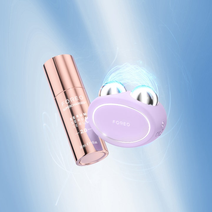 FOREO BEAR 2 Lavender 1 st ansiktslyftande beauty tech med silverkulor och FOREO serum i roseguld.