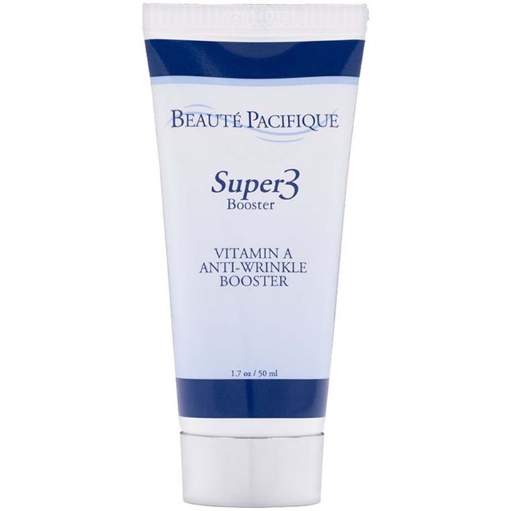 Beauté Pacifique Super3 Booster 50 ml anti-rynk återfuktande nattkräm i vit tub med blå detaljer och silverlock.