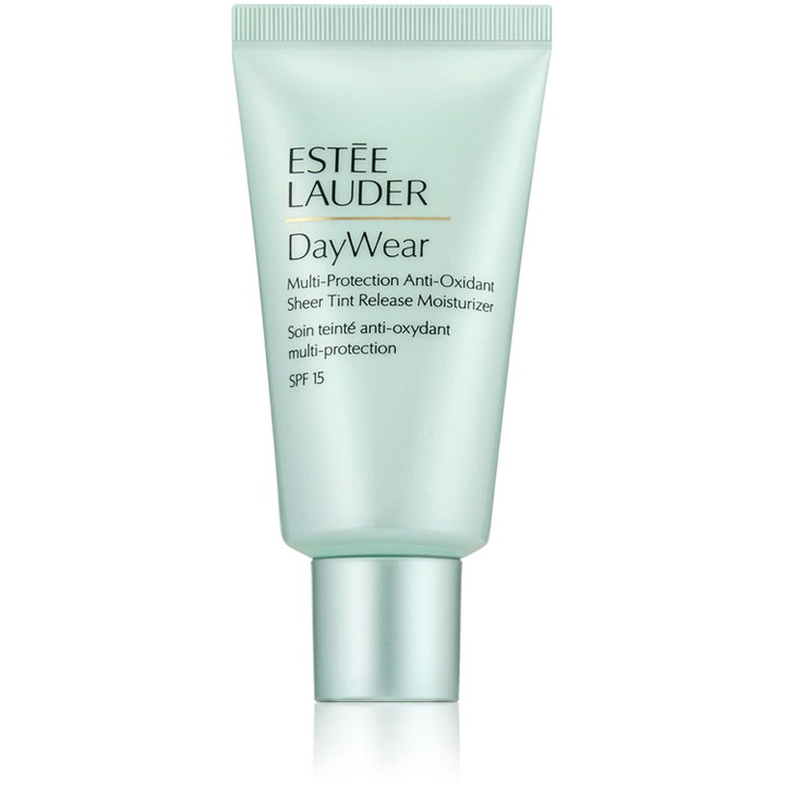 Estée Lauder DayWear Multi-Protection Sheer Tint Moisturizer 50 ml ger lyster i en mintgrön tub med silverlock