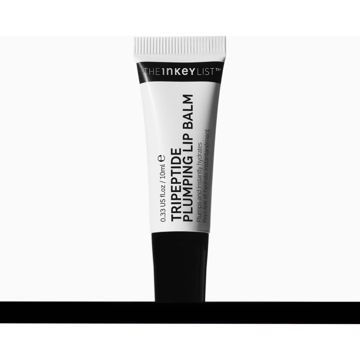 The INKEY List Tripeptide Plumping Lip Balm 10 ml läppbalsam med tripeptid ger utfyllnad på glansiga läppar.