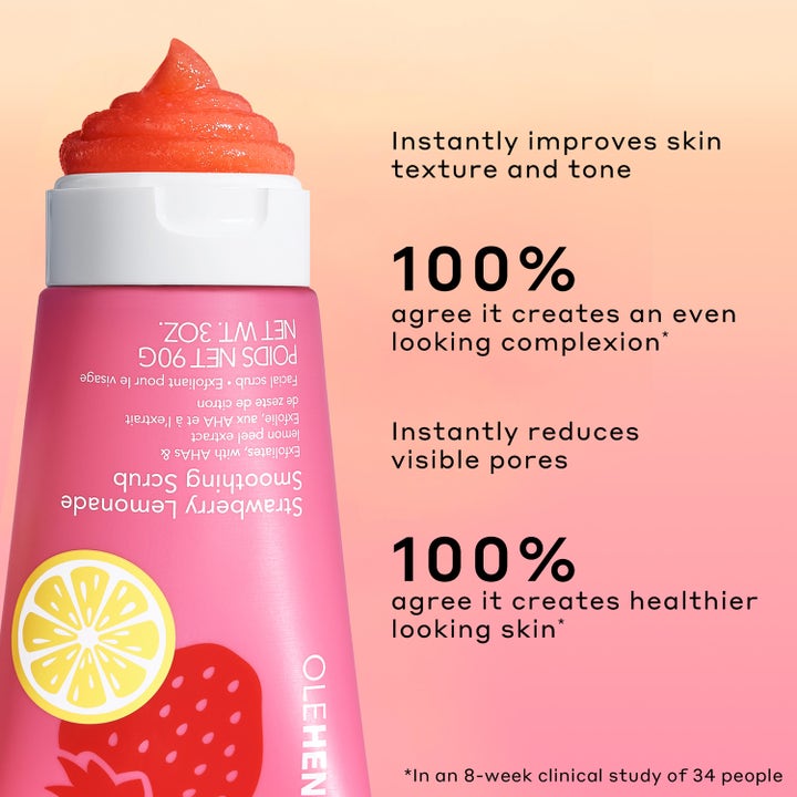 Ole Henriksen Strawberry Smoothing Scrub 90 ml aha-skrubb i rosa tub med röd kornig textur ger naturlig peeling.