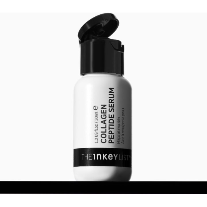 The INKEY List Collagen Peptide Serum 30 ml ansiktsserum för fylligare hy i vit plastflaska med öppet svart snäpplock
