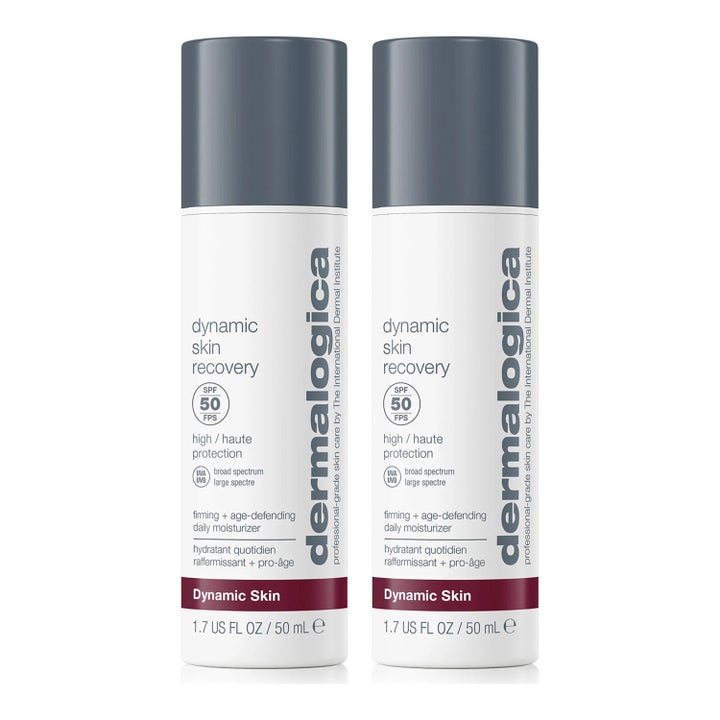 Dermalogica Dynamic Skin Recovery SPF 50 50 ml dagkräm ger solskydd och motverkar åldrande i två vita flaskor med grå lock.