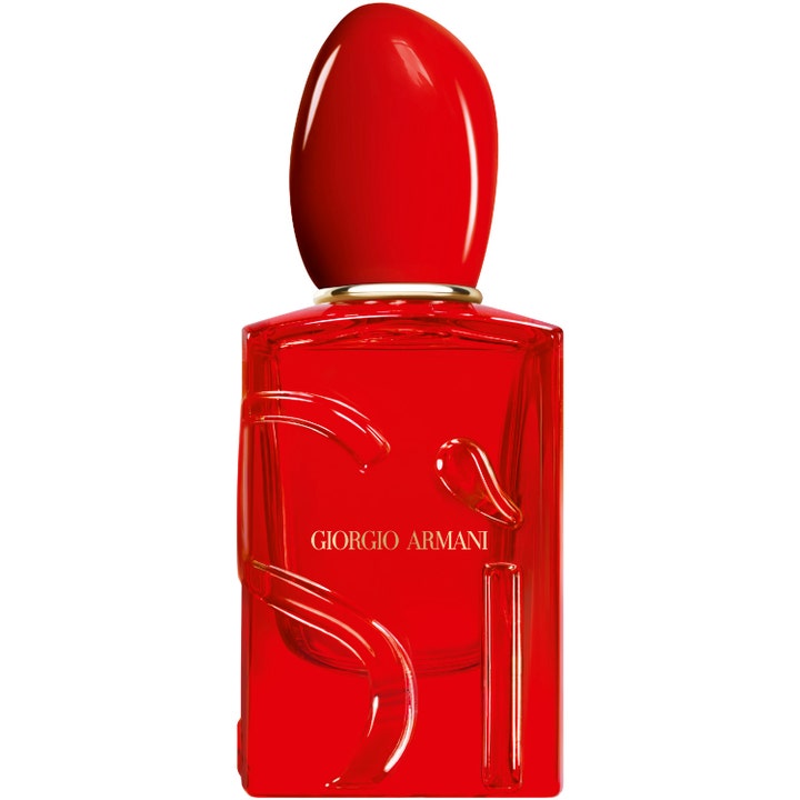 Armani Si Passione Red Musk 50 ml elegant armani parfym med mysk i röd glasflaska med röd kork och gulddetaljer