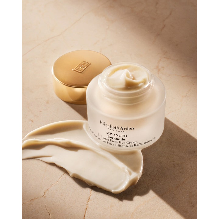 Elizabeth Arden Ceramide Lift & Firm Advanced Eye Cream 15 ml uppstramande ögonkräm i glasburk med krämig textur