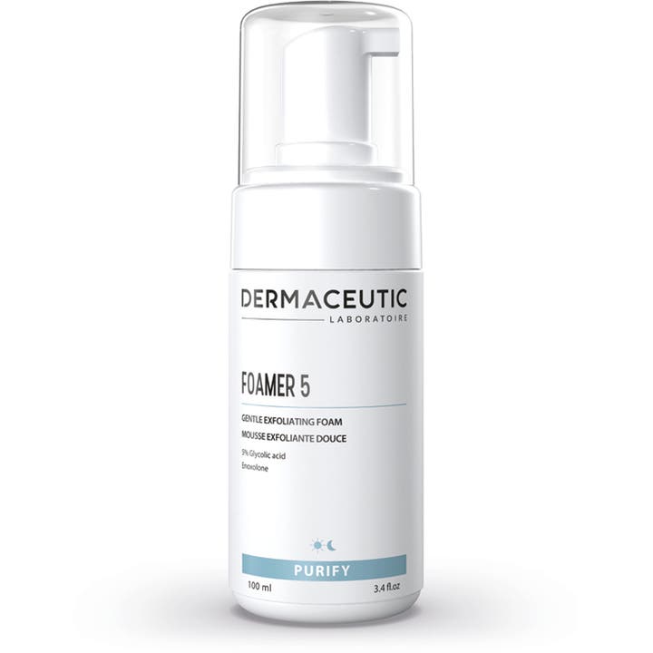 Dermaceutic Foamer 5 100 ml dermaceutic rengöringsskum för djuprengörande exfoliering ansikte i vit pumpflaska.