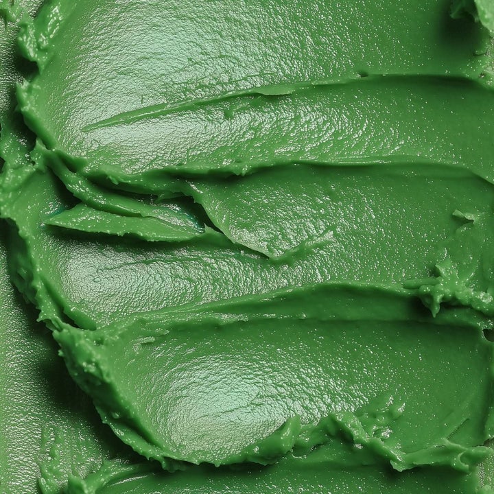 MANTLE The Green Mask 75 ml klarande mask med krämig grön textur som ger huden en lysterfull finish.