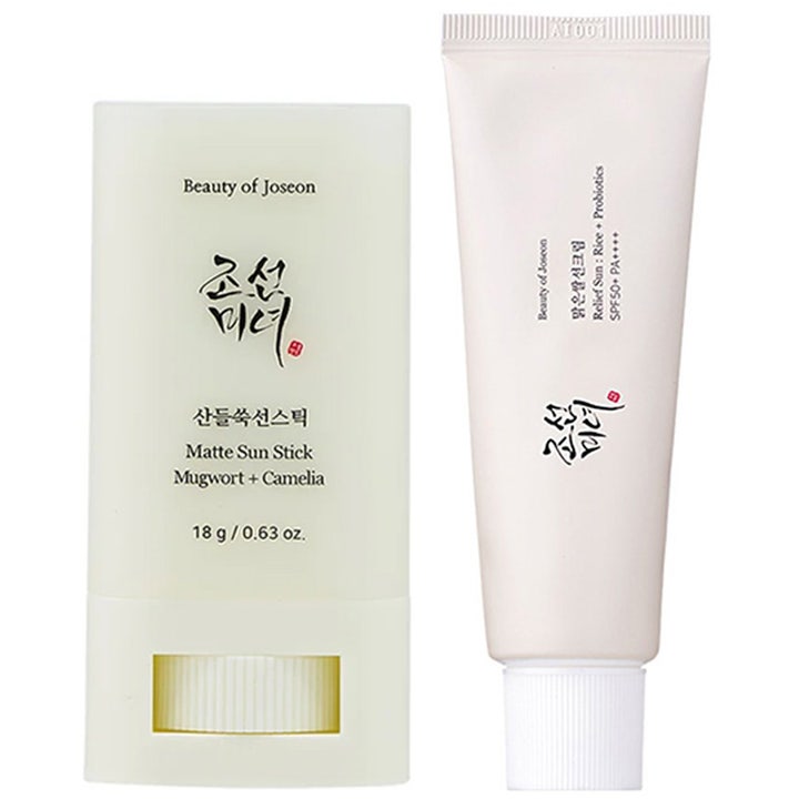 Beauty of Joseon koreansk hudvård duo set med matt solstick 18g och solkräm i vit tub som ger högt skydd
